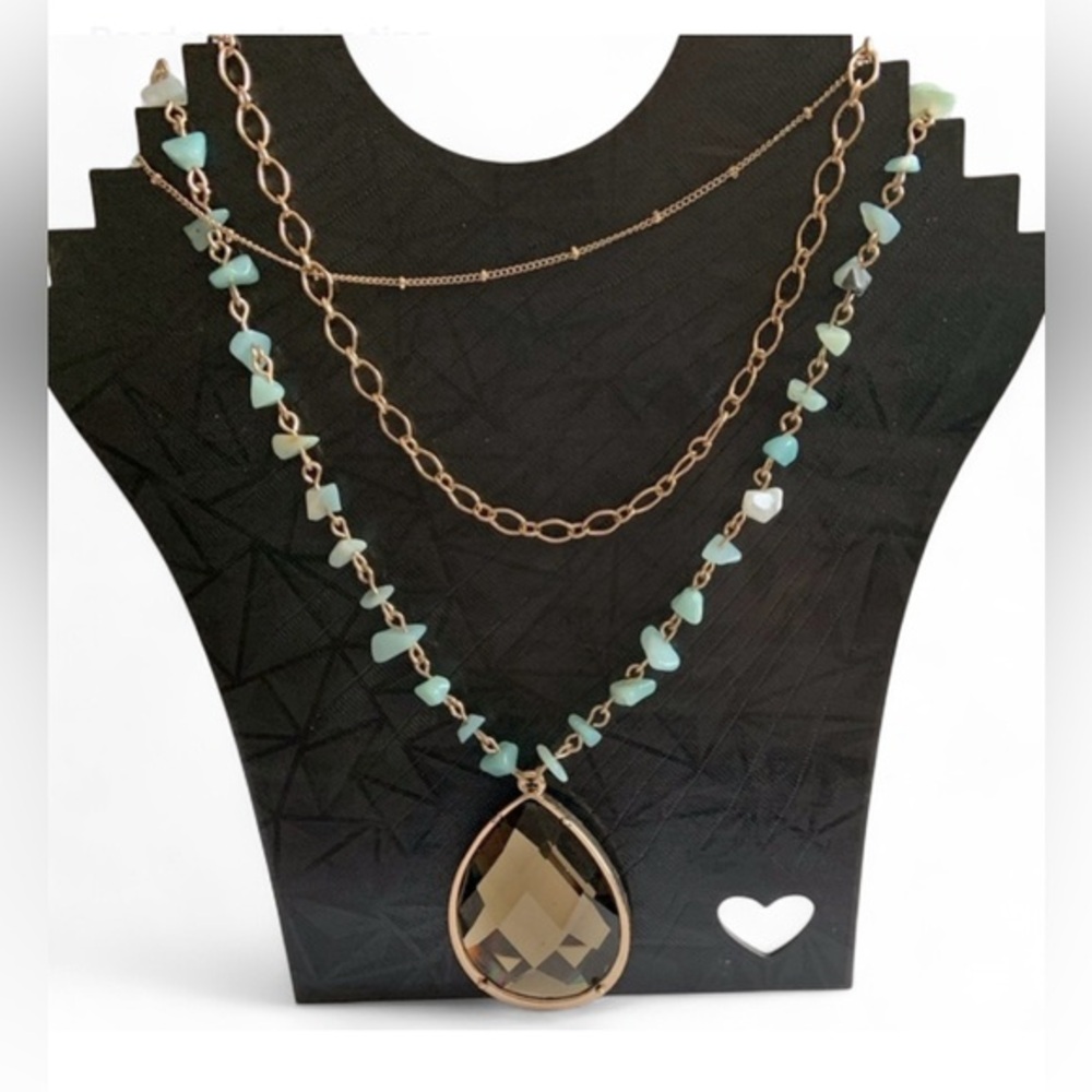 Avon natural beauty triple strand pendant necklace in original box